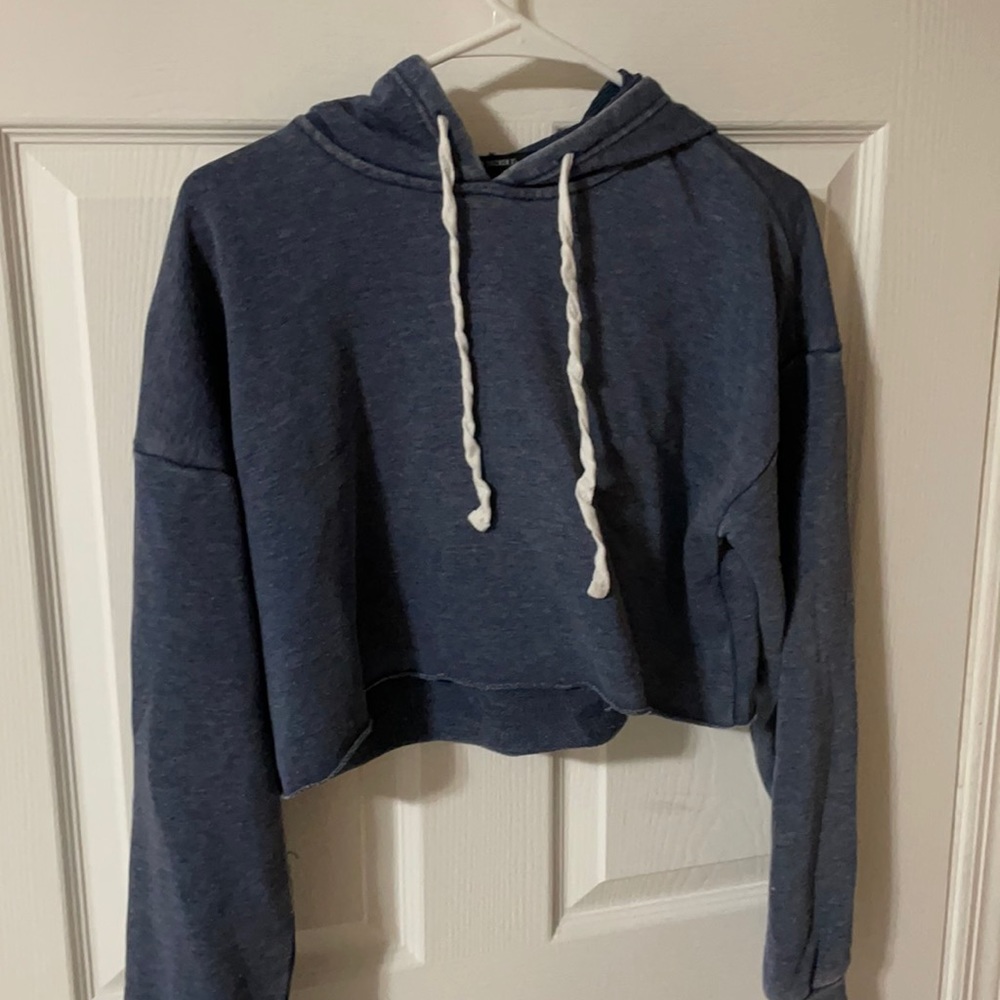 Blue washed cropped hoodie